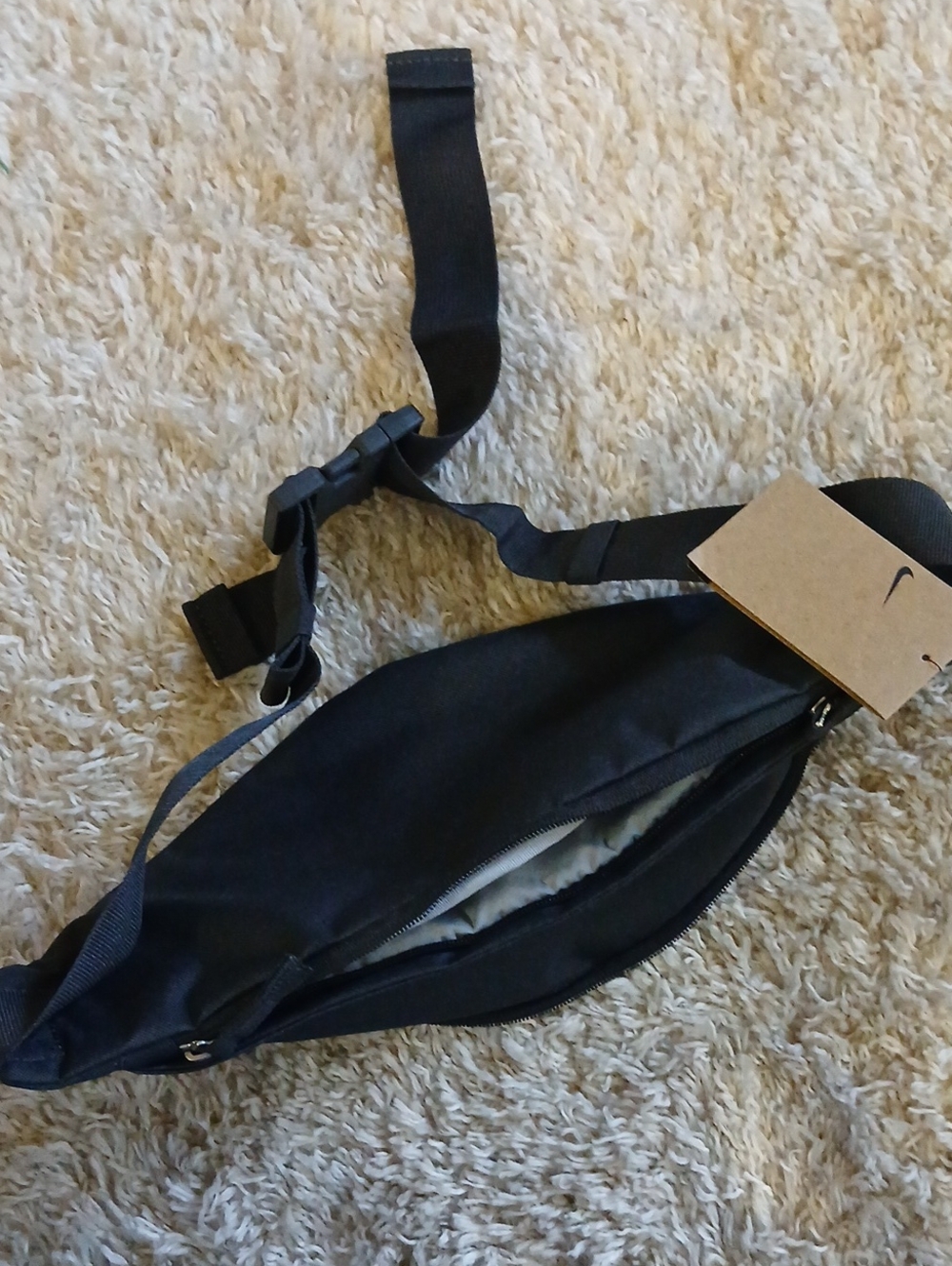 NWT NIKE BELT BAG/CROSSBODY - Picture 7 of 7
